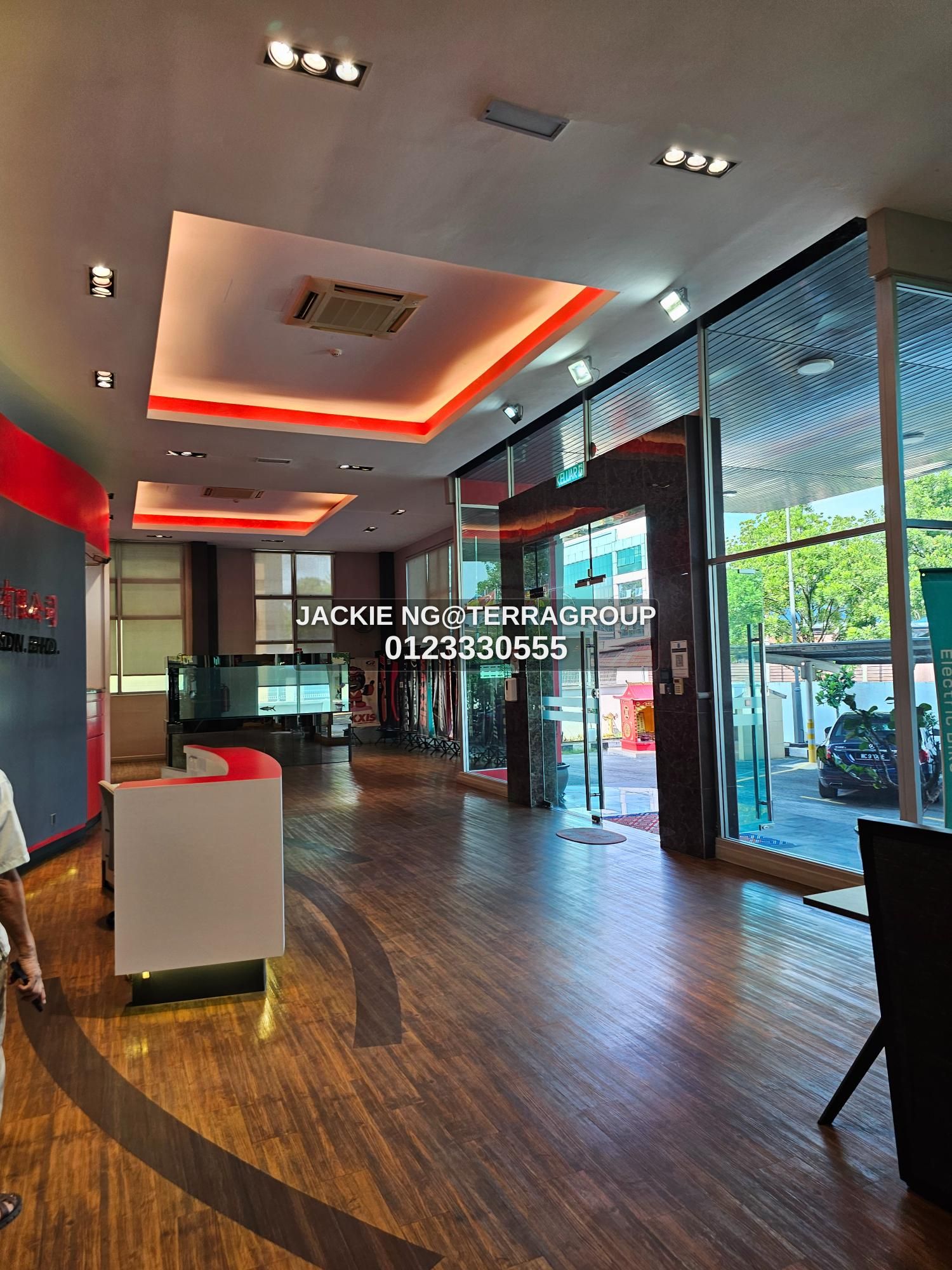 high Ceiling Warehouse & Office