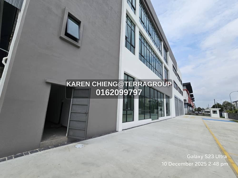 2 bglow adjoin Bu 73ksft 1200amp 2.3acres RENT image 2