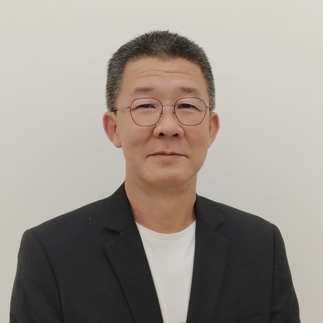 HP LEE