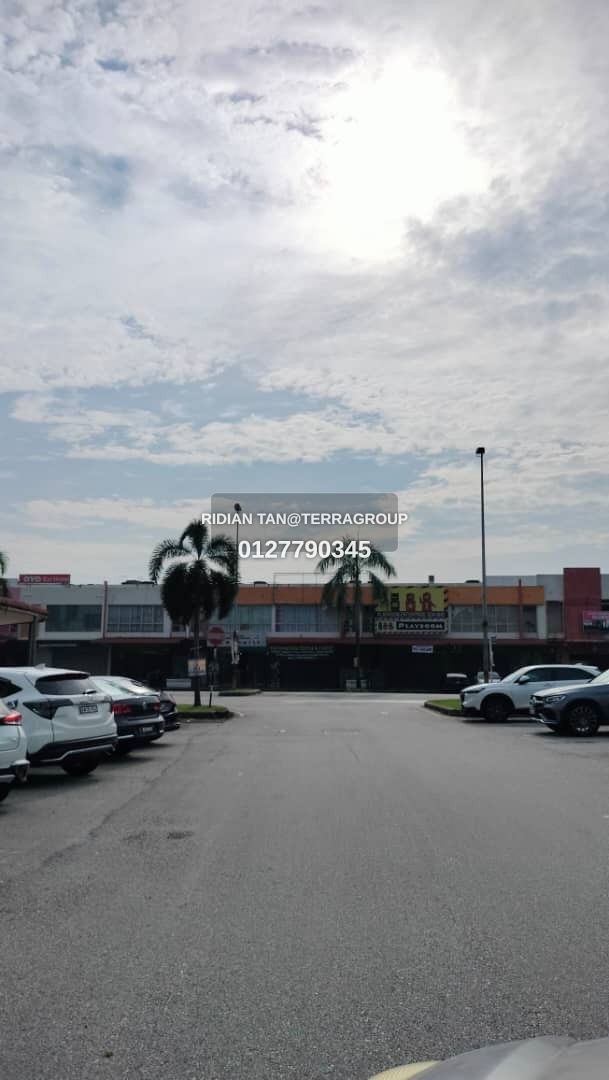 Botanic Klang- Shop LA:1650 BU:1540 image 3