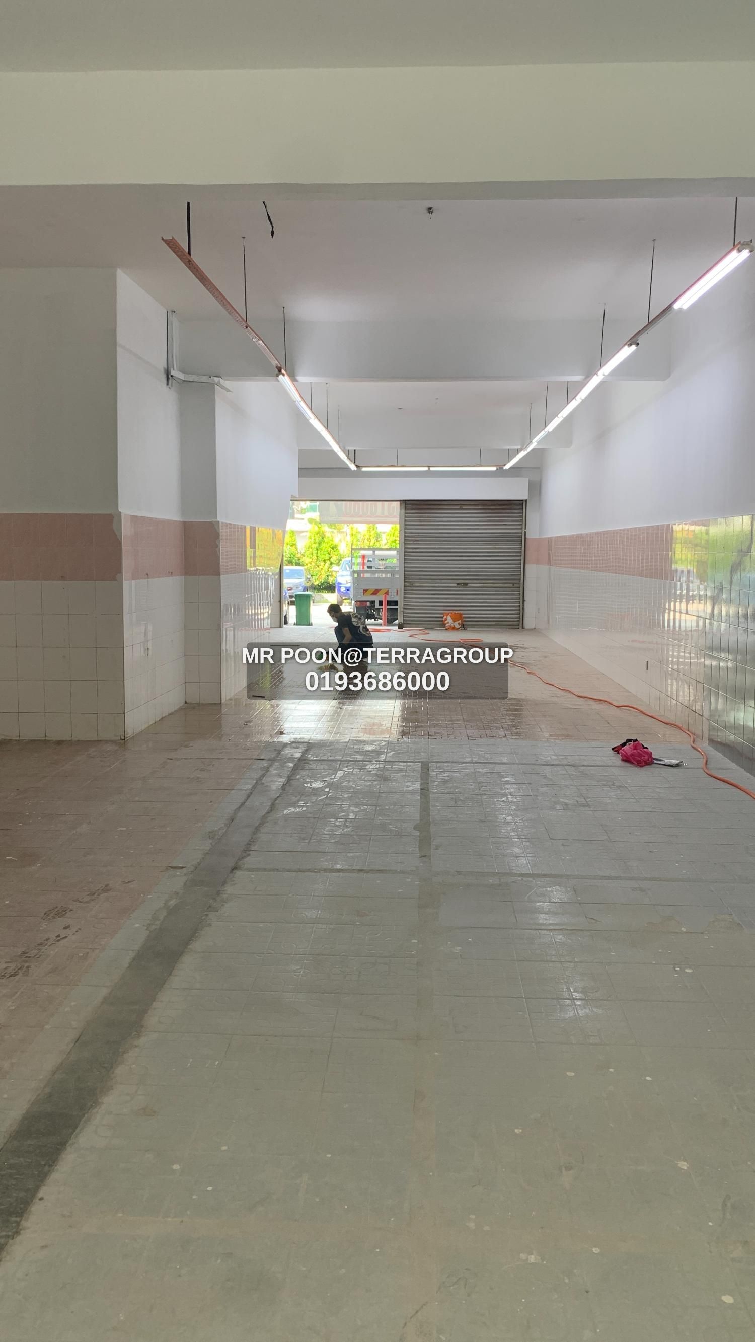 Glenmarie corner shop image 2