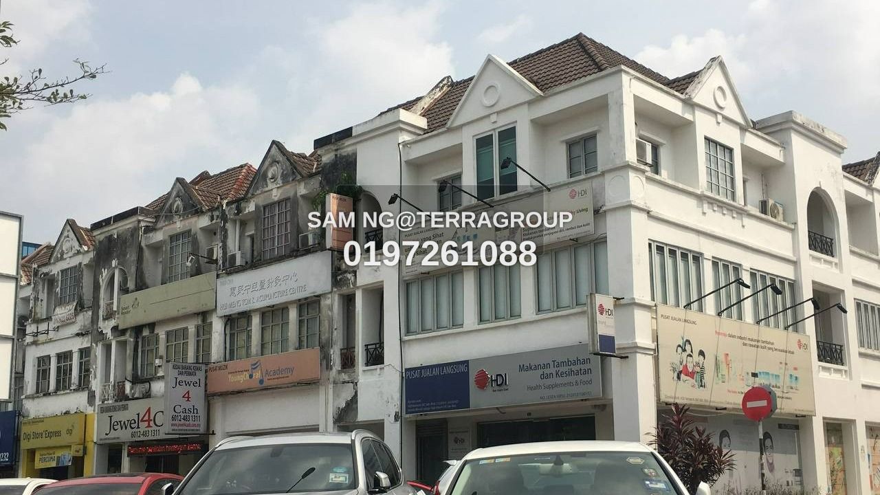 Subang Jaya USJ 10 Taipan, 3 Storey Shop For Sale image 3