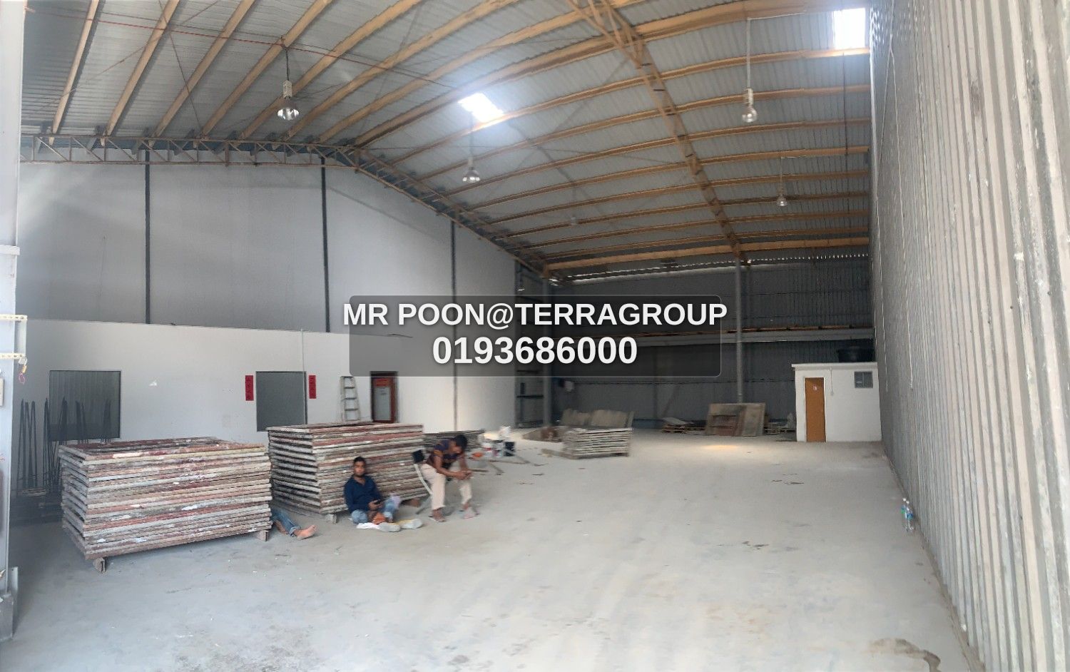 Subang usj 1 warehouse