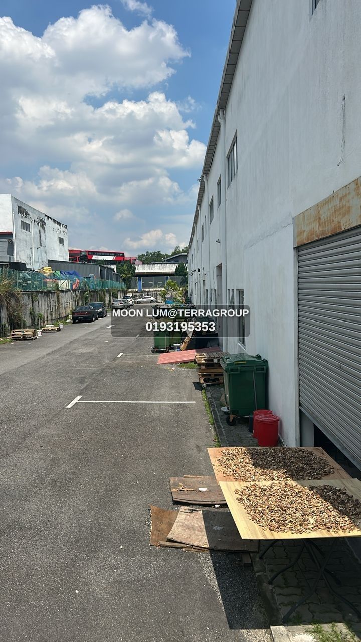 Jalan Com Industrial park 2 cheras kajang semenyih thumbnail 4