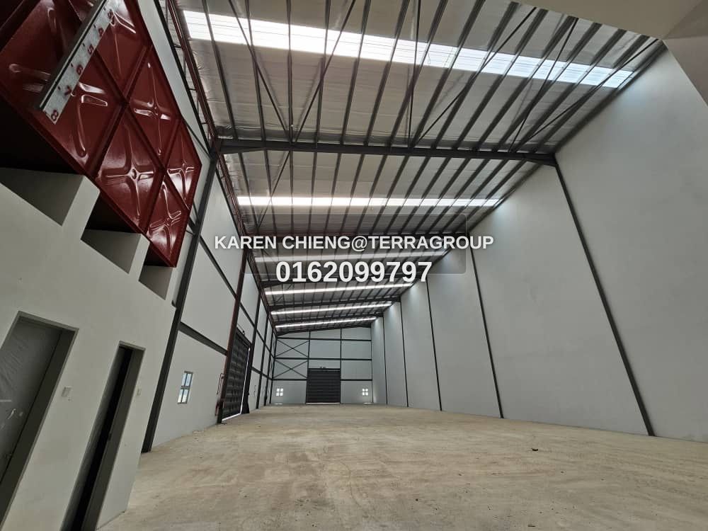 Meru KIIP Semi D Bu 20ksft with 400amp RENT thumbnail 4