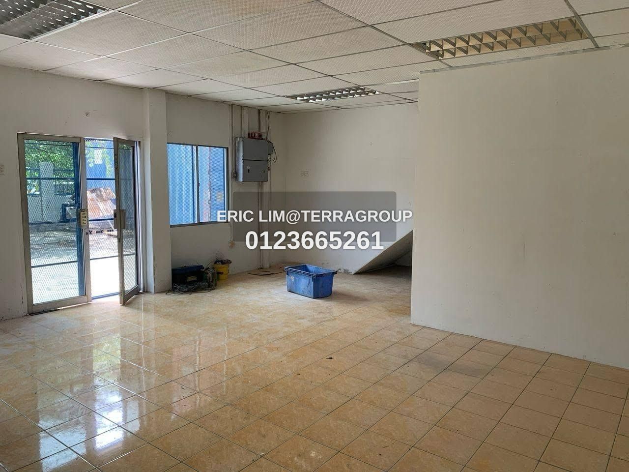 Pandamaran Klang- Semi D Factory LA:9900 BU:7375 image 2