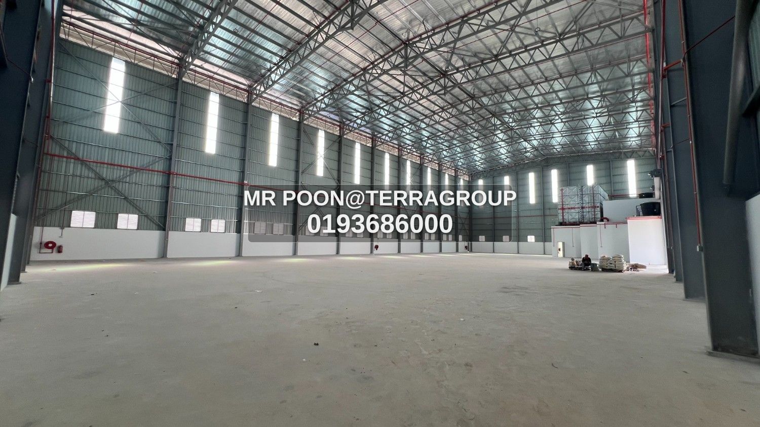 Shah Alam detached warehouse - for rent