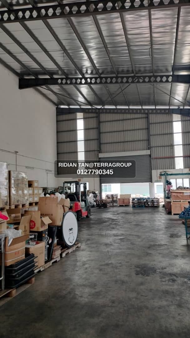 Parklands Klang Semi-d factory BU:8232 LA:14430