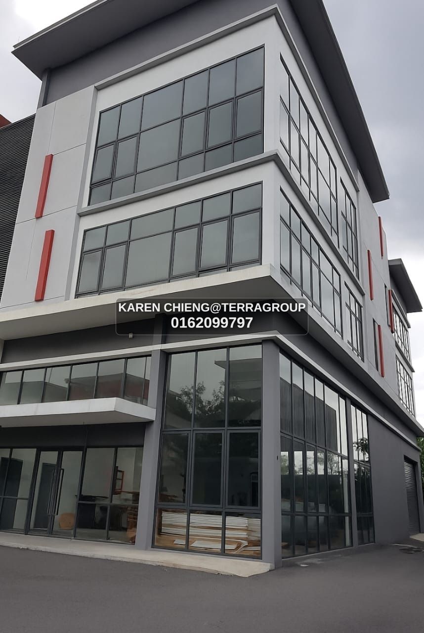 shah alam 26 27 3storey semi d factory for RENT