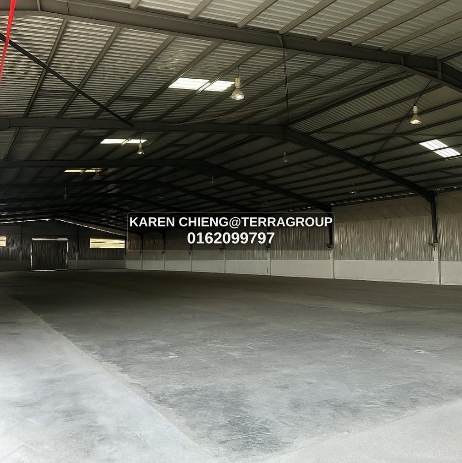 Pandamaran warehouse Bu 30500sft  600amp RENT image 2