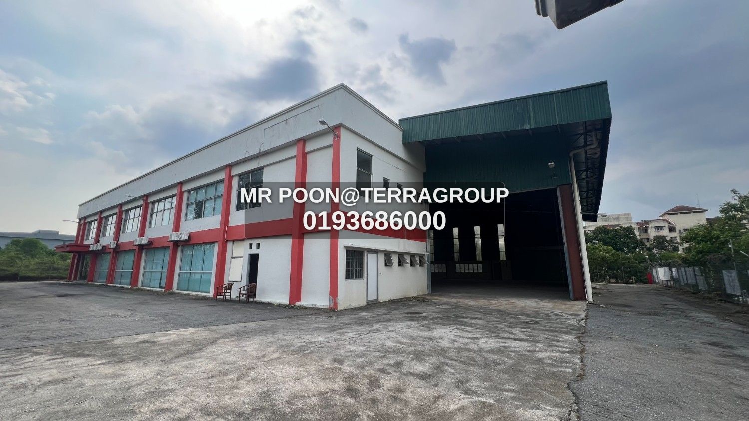 Shah Alam U5 @ Corner detached factory