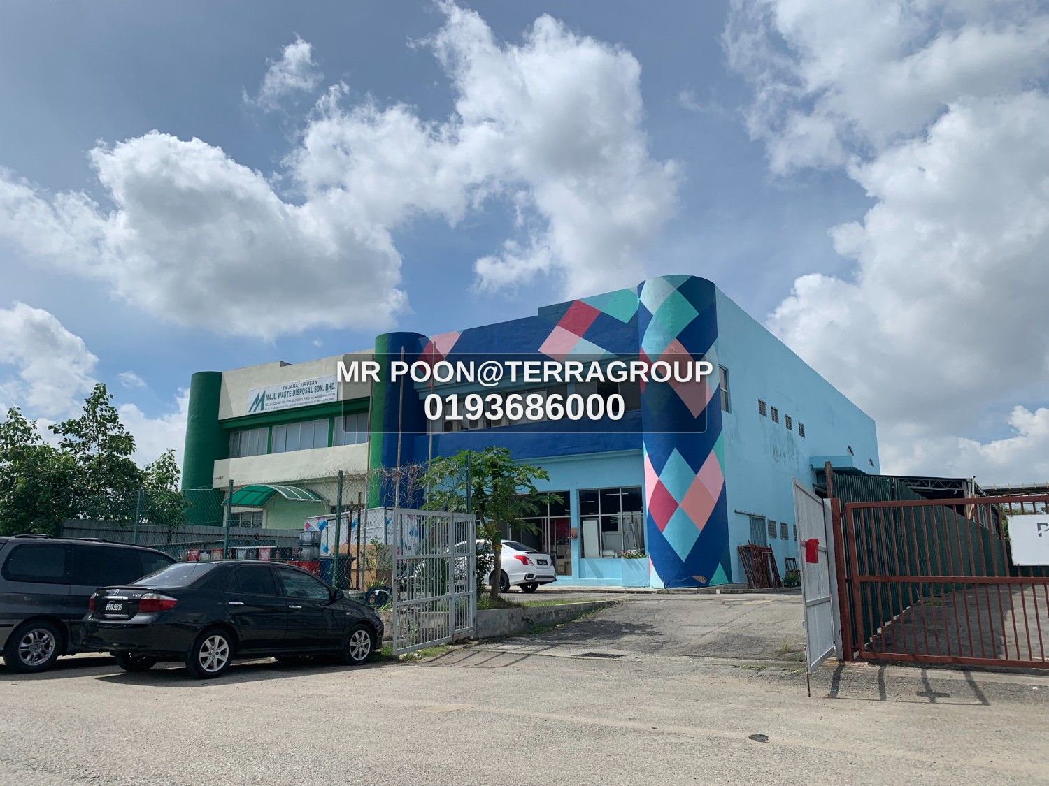 Freehold Corner factory at shah alam seksyen 33