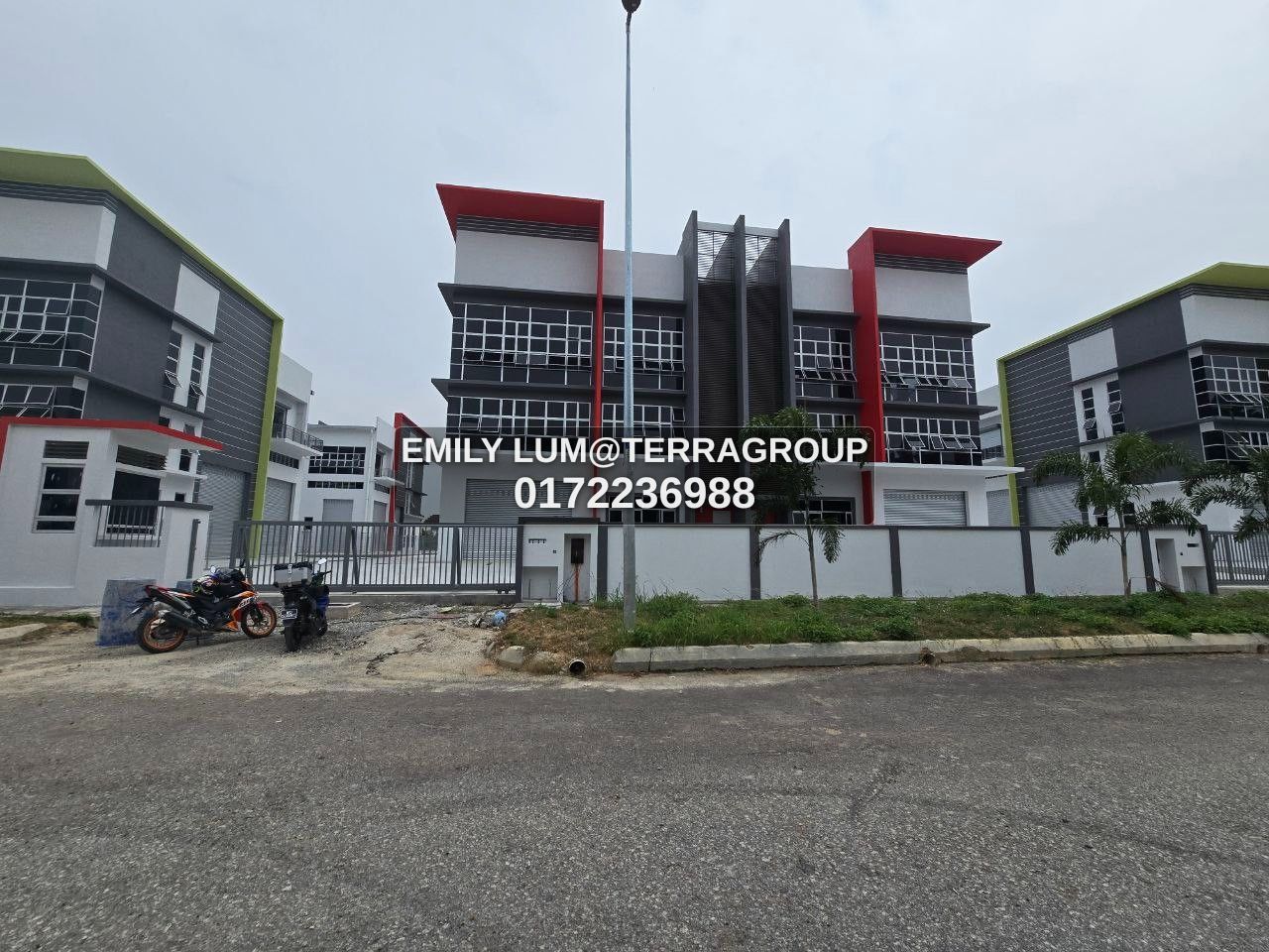 NEW - 3 Storey Semi D factory for Sale in Puchong
