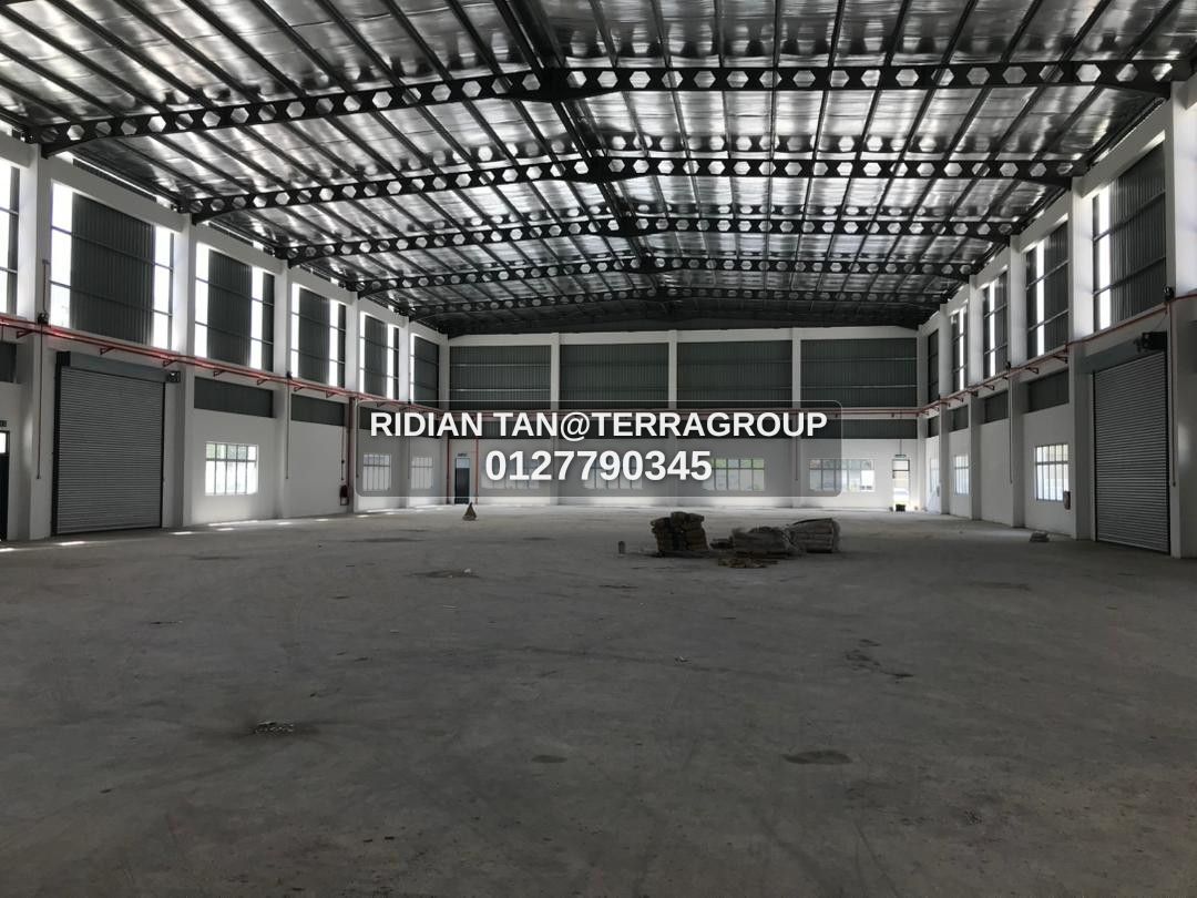 Pandamaran-Detached Factory LA:1 Acres BU:38400 thumbnail 4