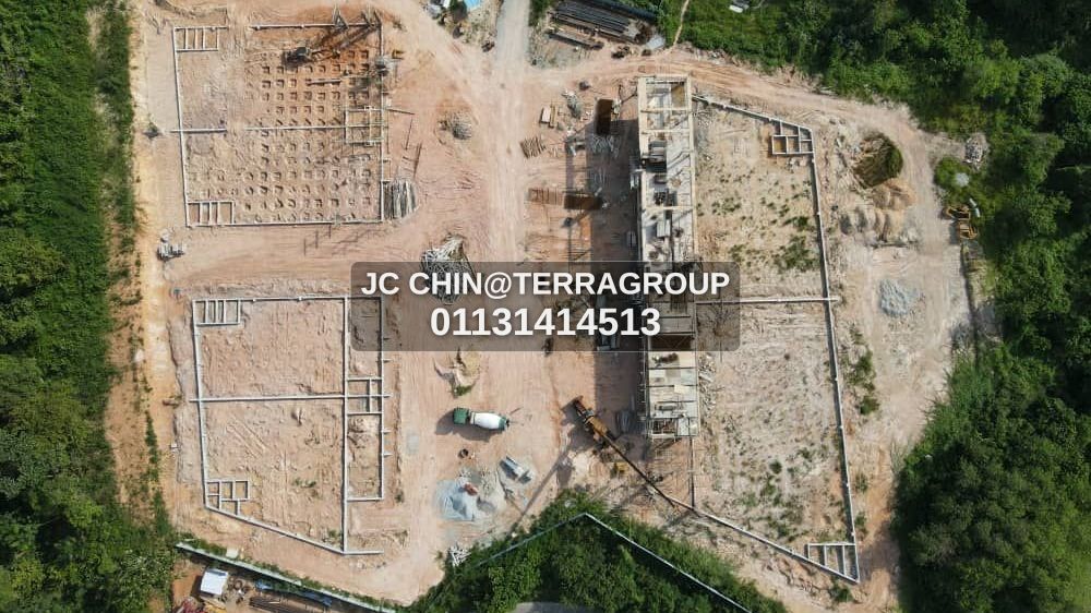 Nilai Impian 1.5-Storey Semi-D Factory For Sale